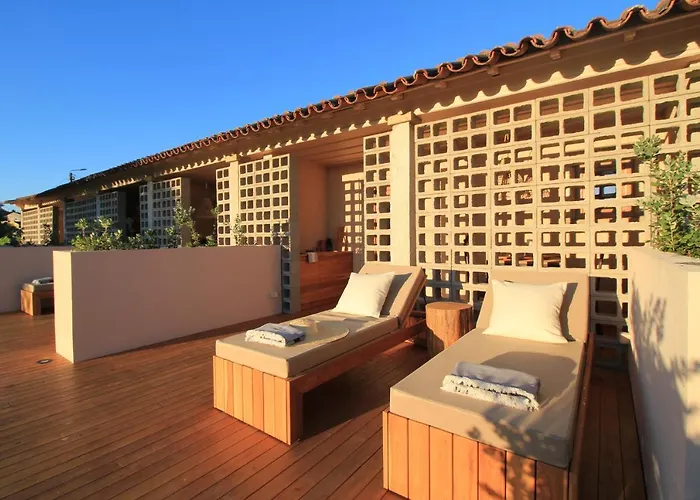 Vinha By Nhome Hotel *